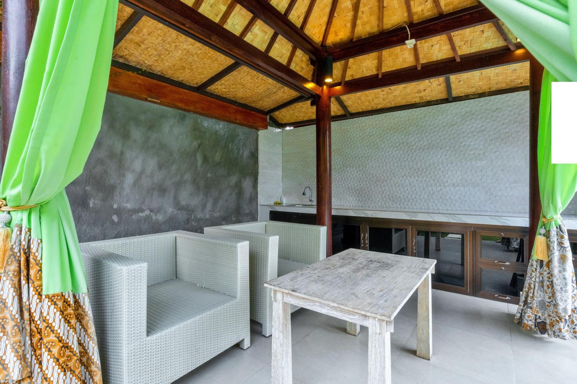 Sri Abi Ratu Villas Sukawati  Ngoại thất bức ảnh