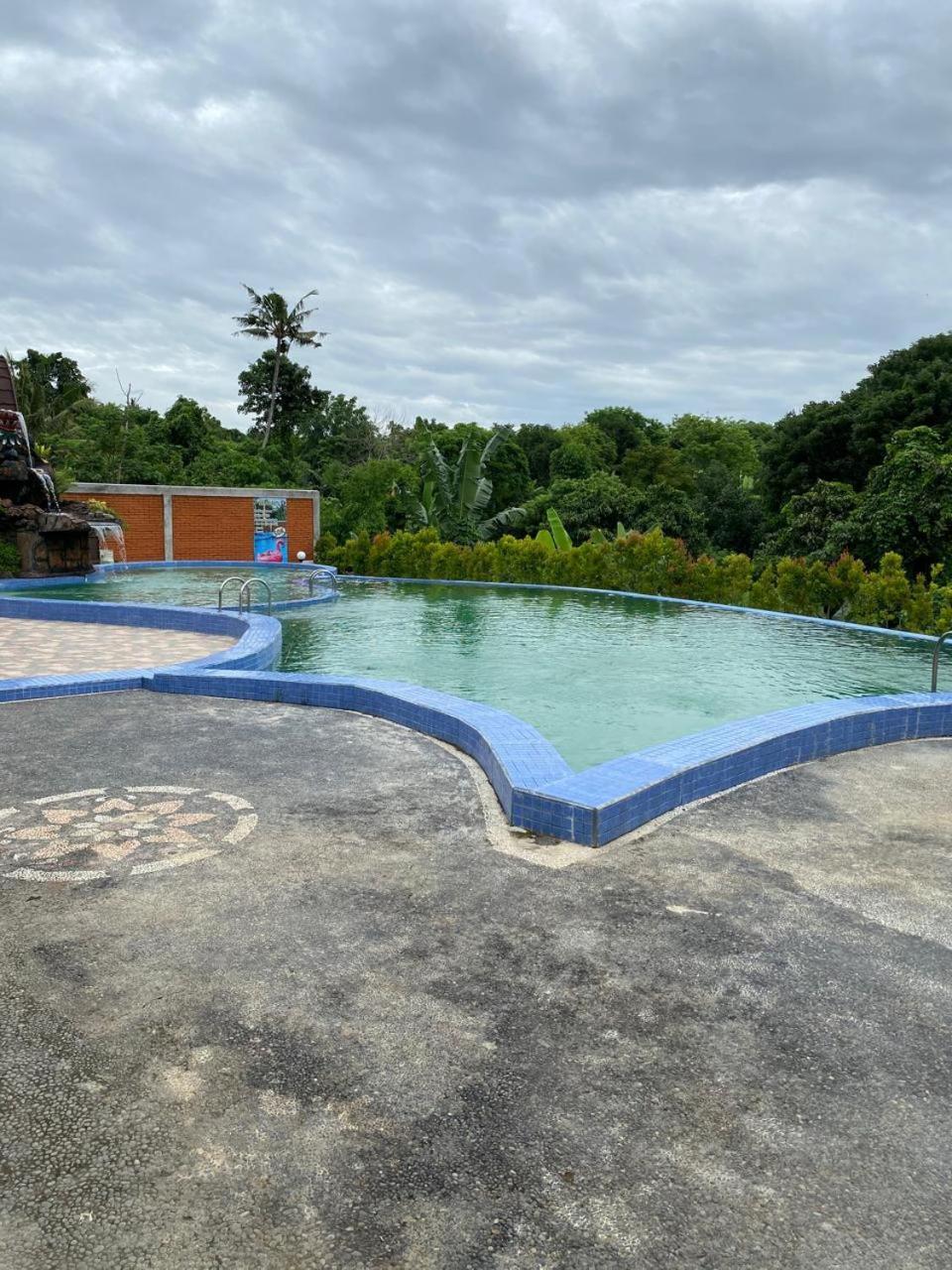 Sri Abi Ratu Villas Sukawati  Ngoại thất bức ảnh